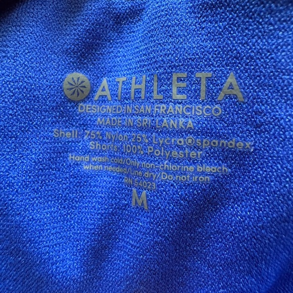 Athleta womens royal blue Kata Surge Short sz M preloved in excellent condition - Picture 4 of 10